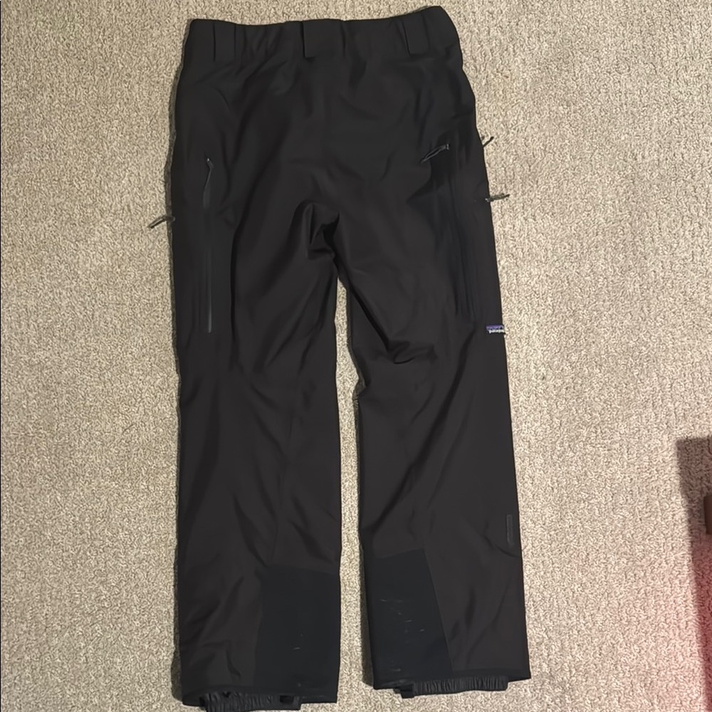 Patagonia Men's M Powder Town pants, black